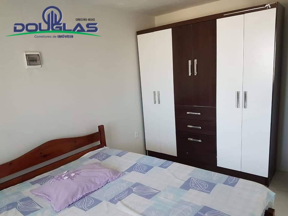 Casa à venda com 4 quartos, 300m² - Foto 4