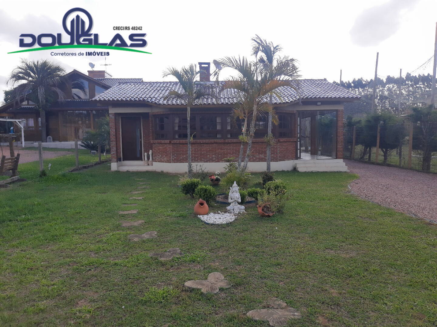 Casa à venda com 3 quartos, 160m² - Foto 3