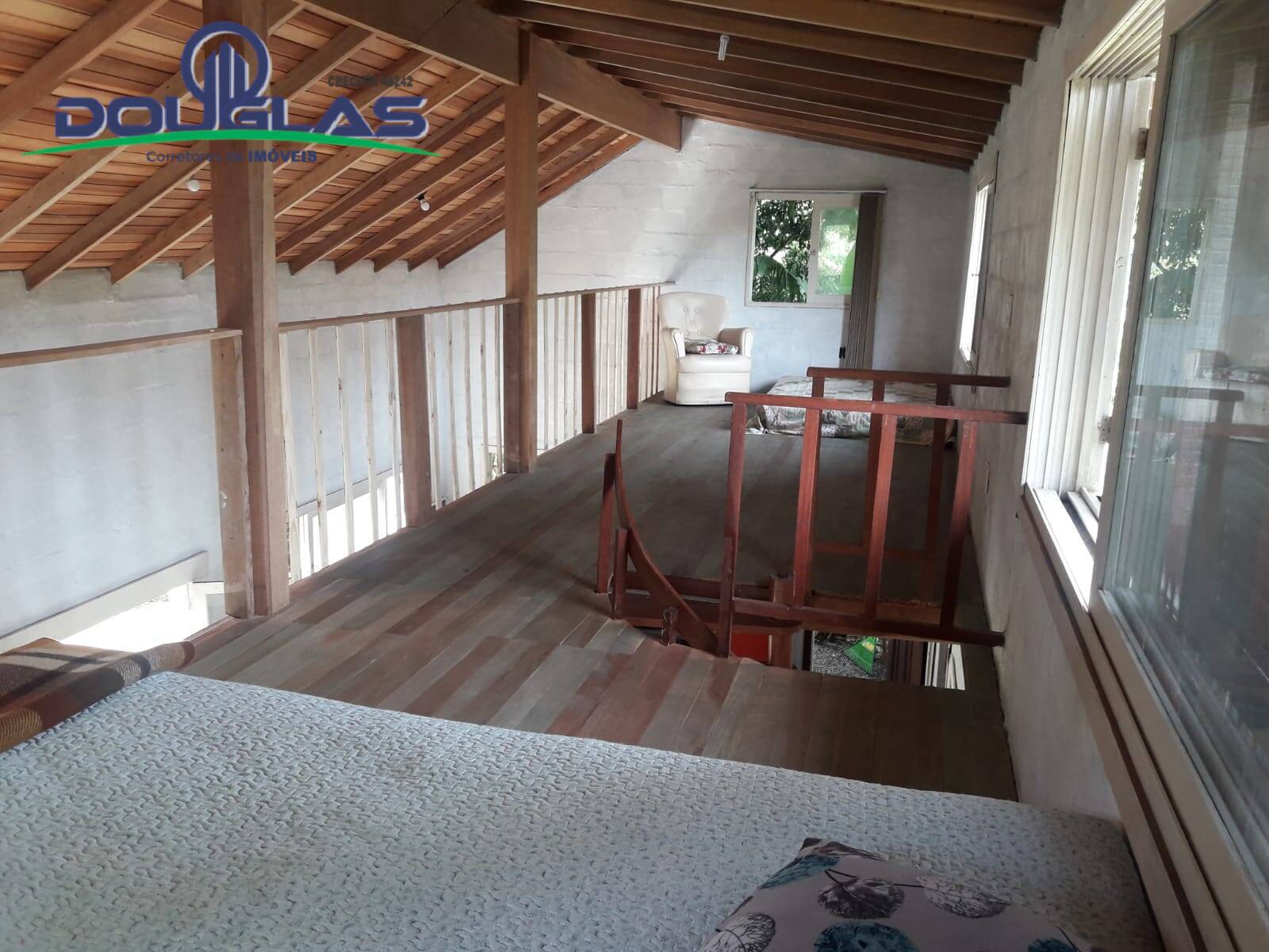 Casa à venda com 2 quartos, 600m² - Foto 10