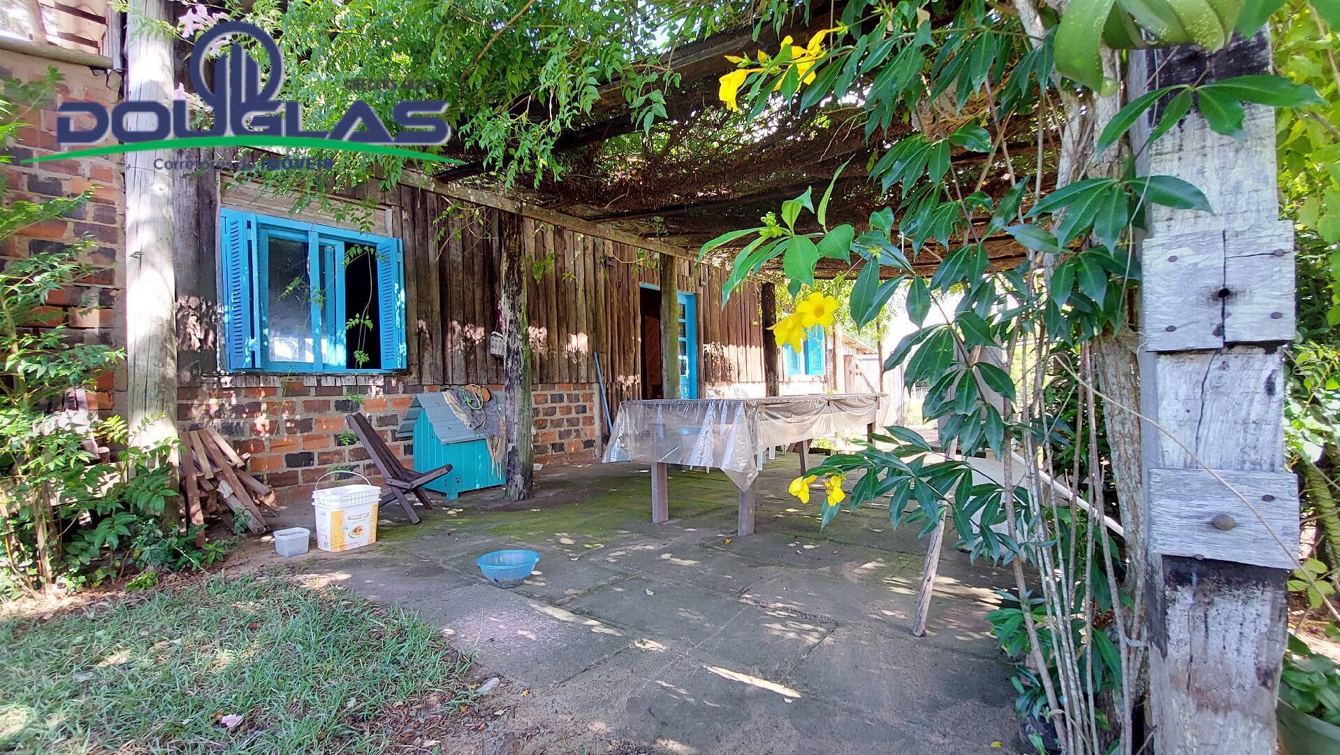 Fazenda à venda com 2 quartos, 100m² - Foto 1