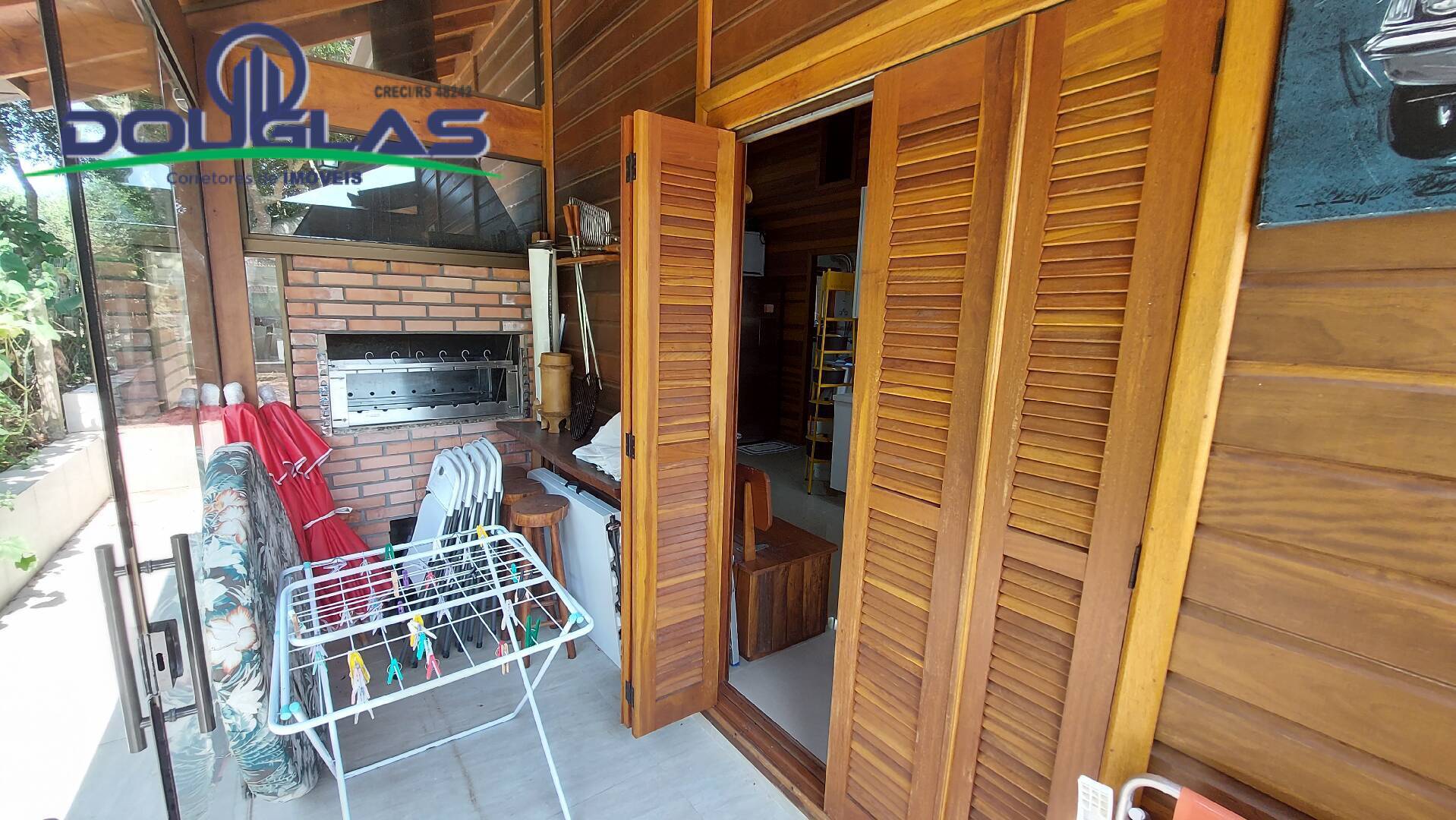 Casa à venda com 3 quartos, 300m² - Foto 30