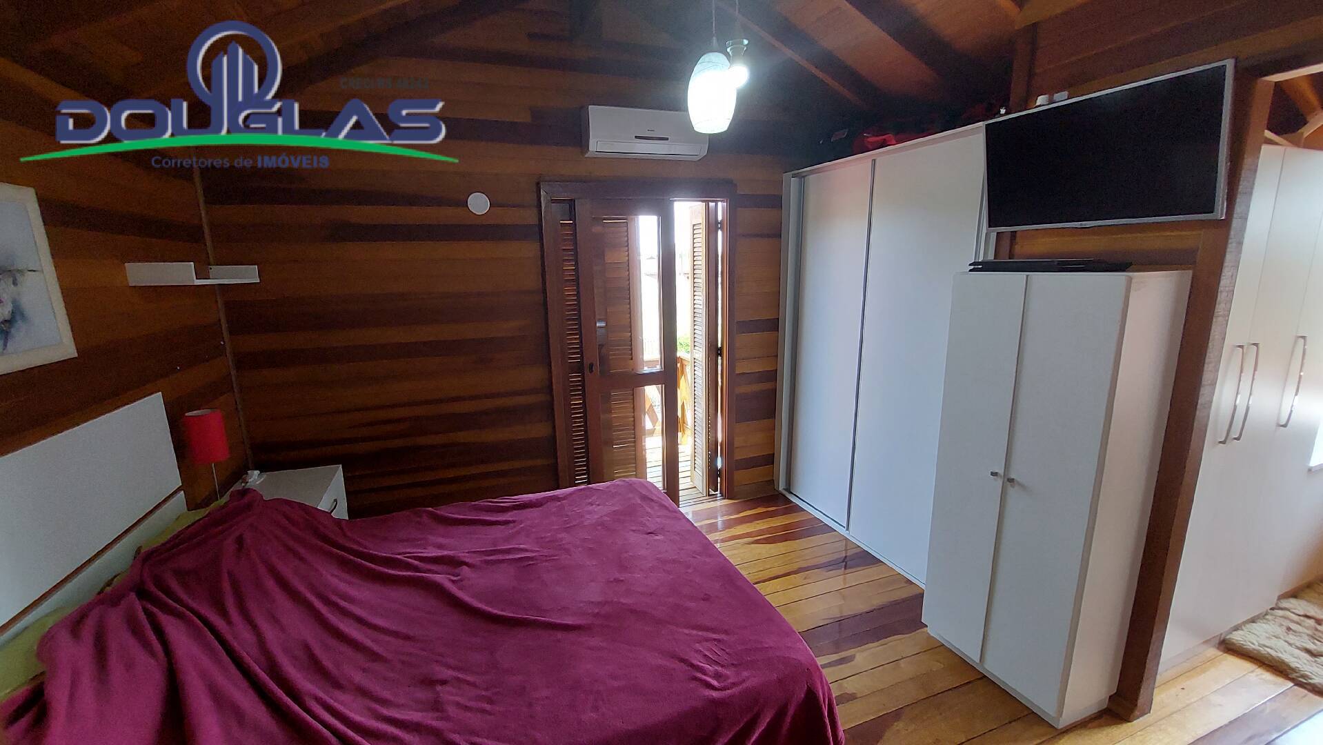 Casa à venda com 3 quartos, 300m² - Foto 19