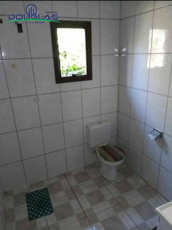 Casa à venda com 2 quartos, 70m² - Foto 8