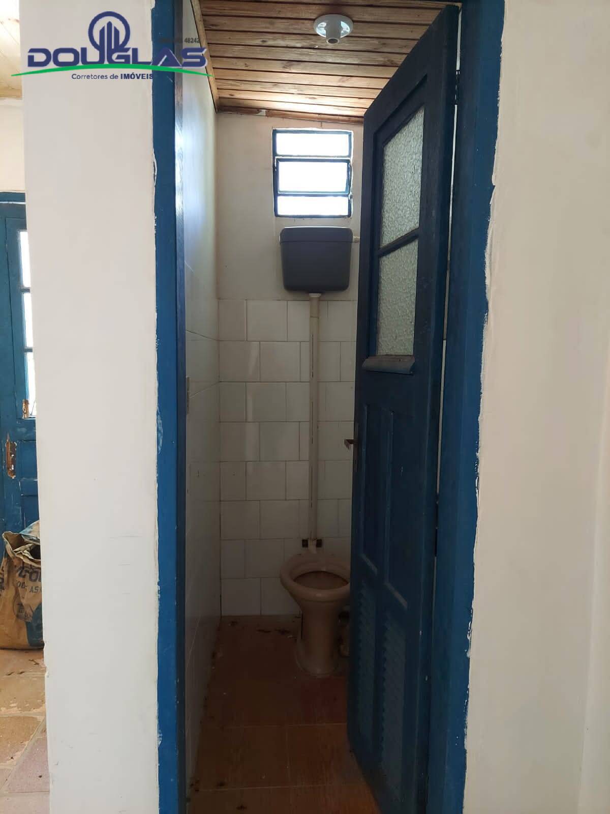 Casa à venda com 4 quartos, 80m² - Foto 25