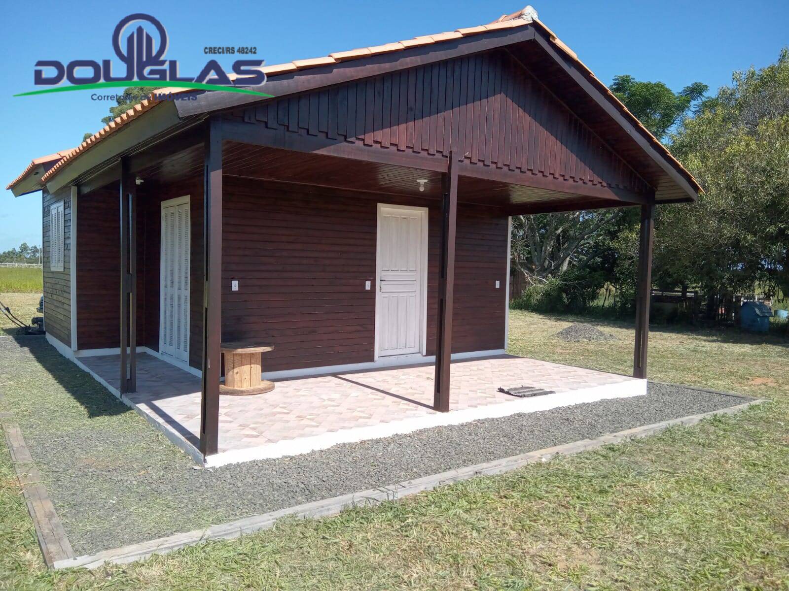 Casa à venda com 2 quartos, 60m² - Foto 3