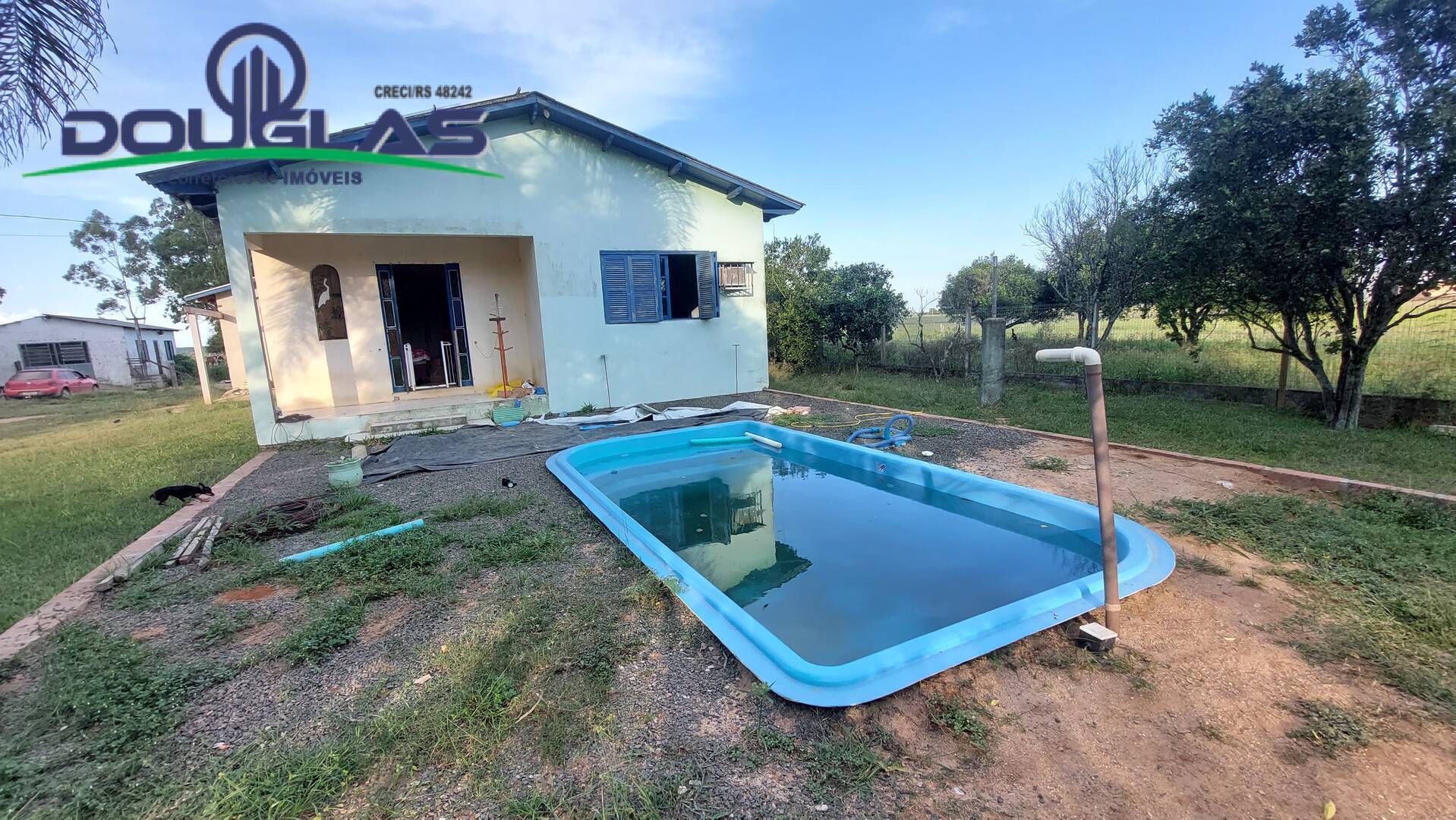 Fazenda à venda com 3 quartos, 150m² - Foto 2