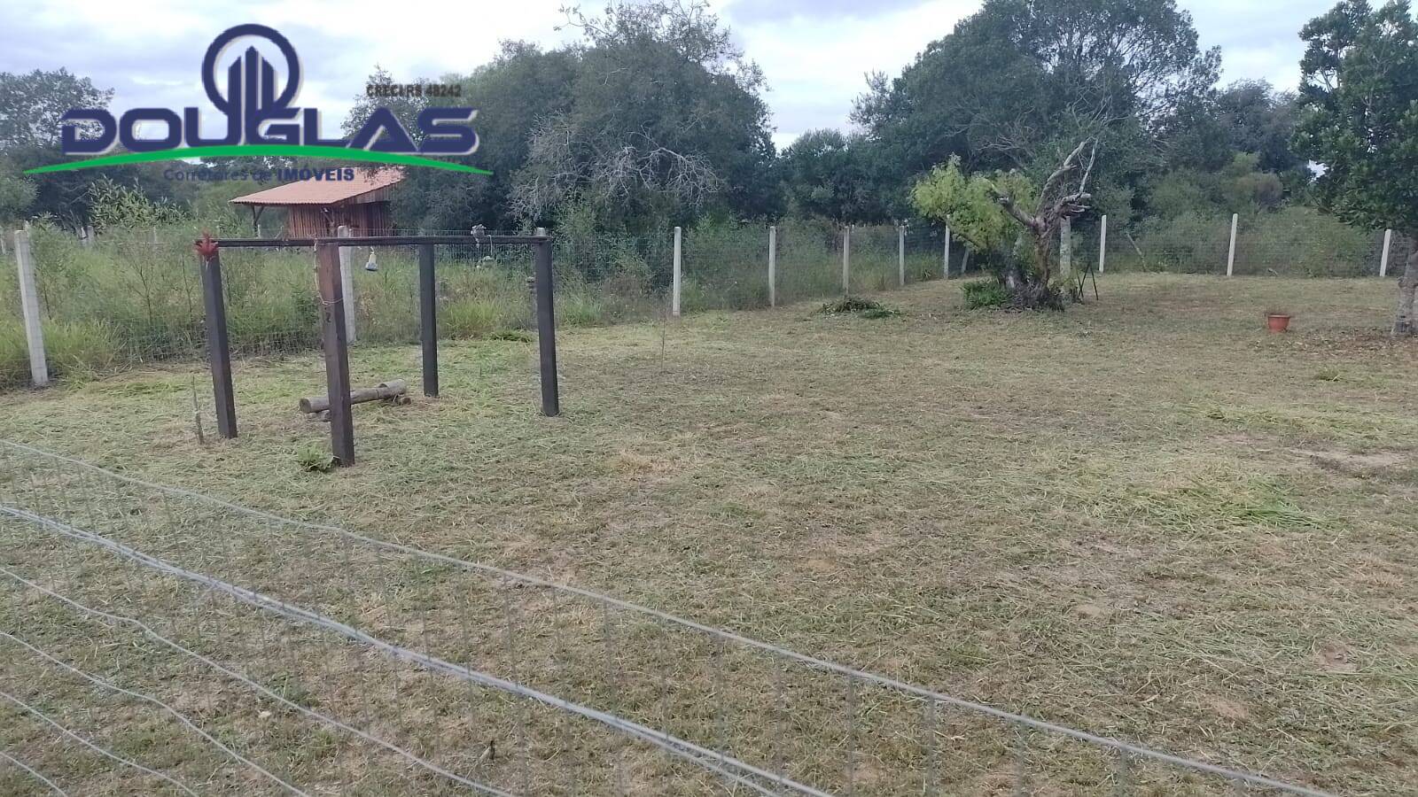 Terreno à venda, 900m² - Foto 1