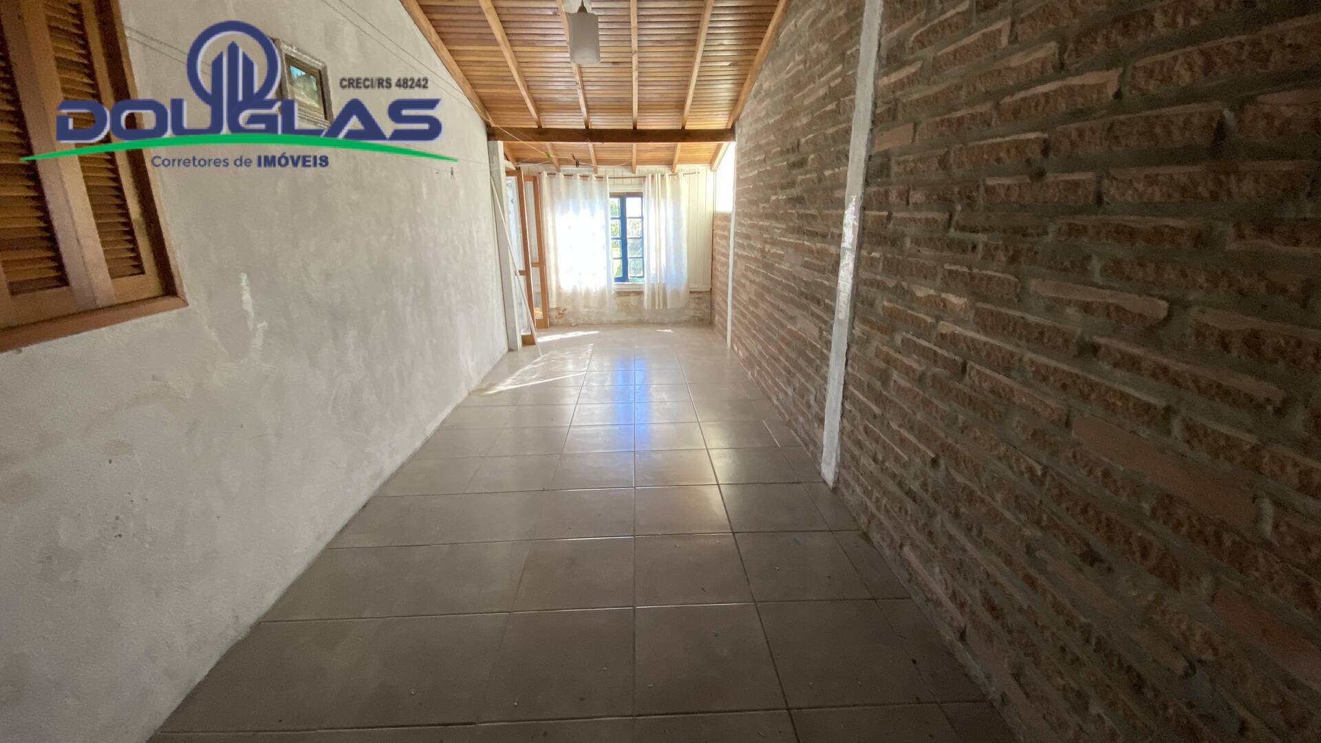 Casa à venda com 2 quartos, 660m² - Foto 13