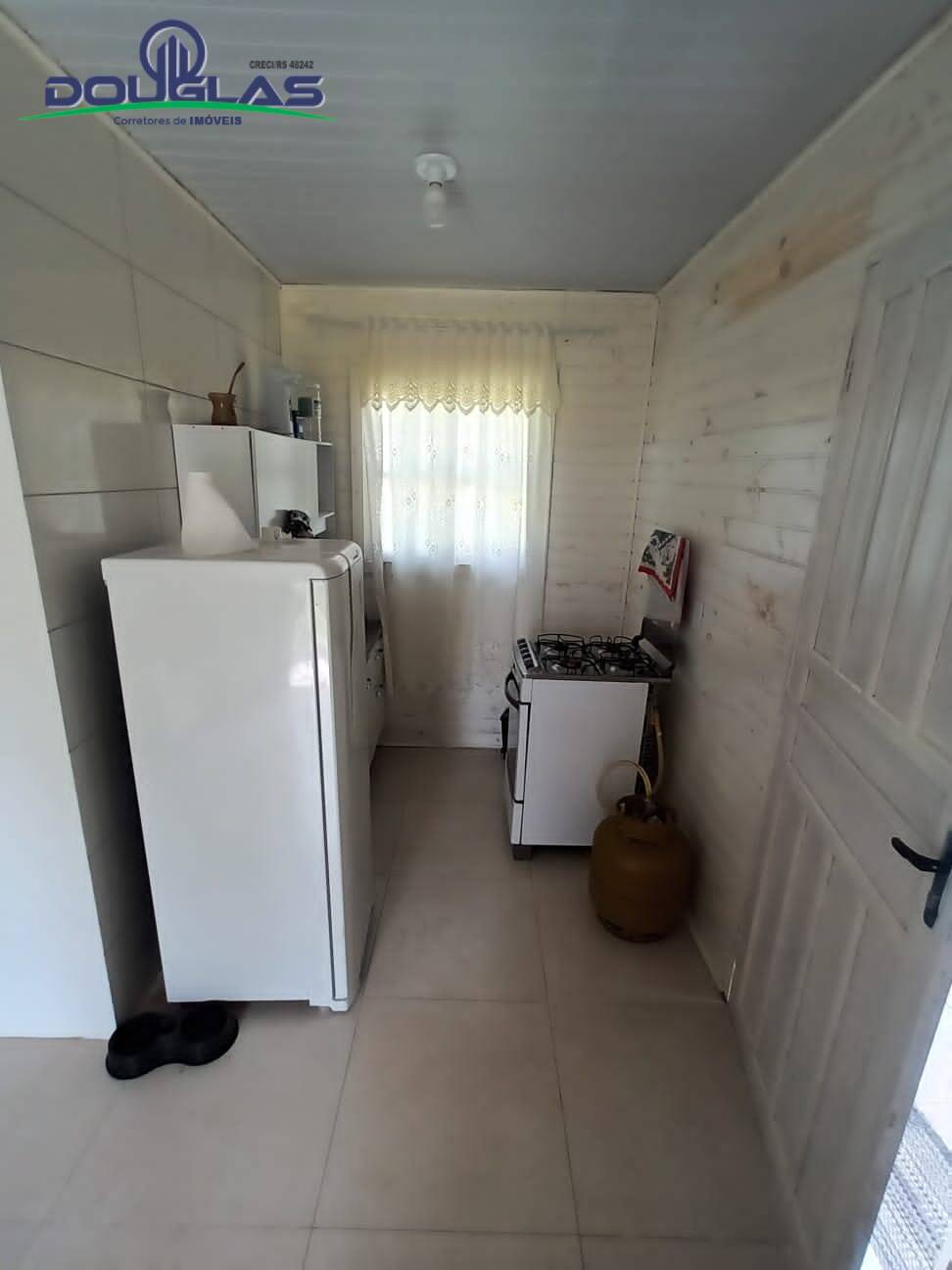 Casa à venda com 2 quartos, 60m² - Foto 6