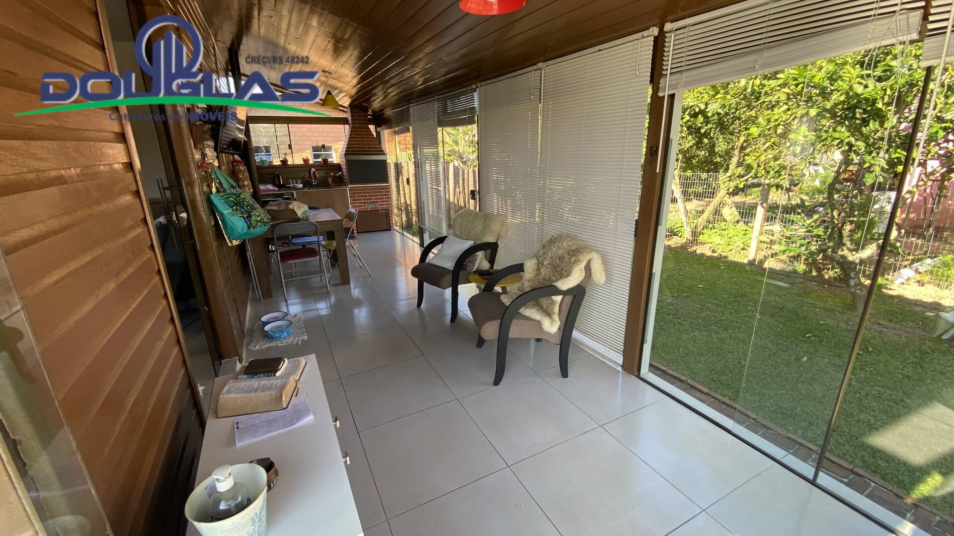 Casa à venda com 3 quartos, 450m² - Foto 4