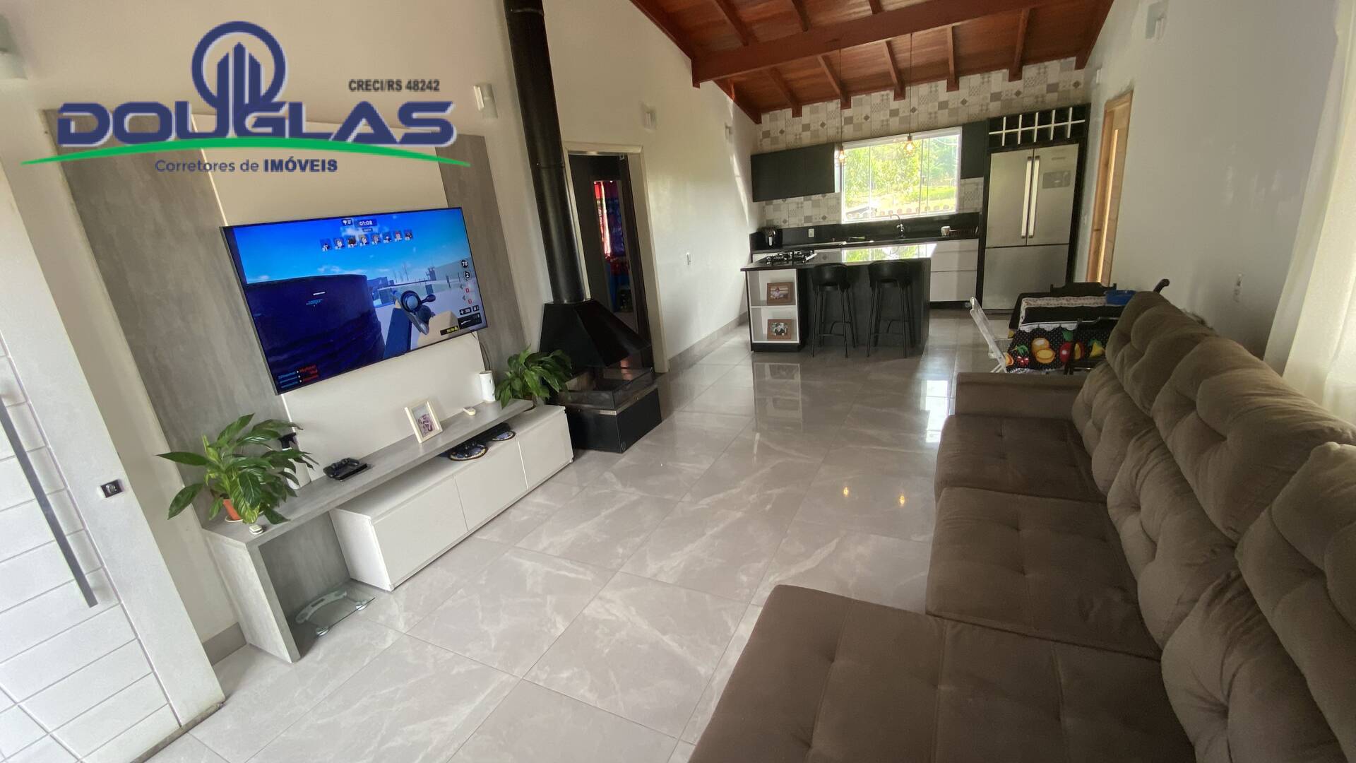 Casa à venda com 2 quartos, 400m² - Foto 6