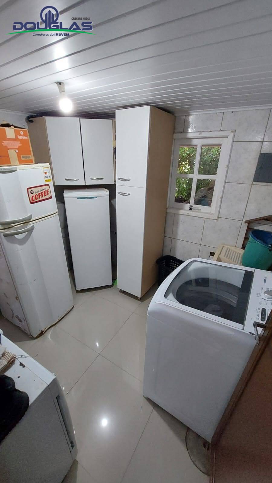 Casa à venda com 3 quartos, 341m² - Foto 13