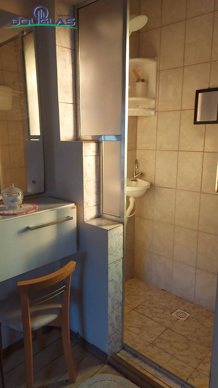 Casa à venda com 2 quartos, 600m² - Foto 19