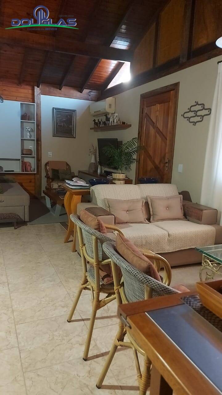 Casa à venda com 2 quartos, 600m² - Foto 28