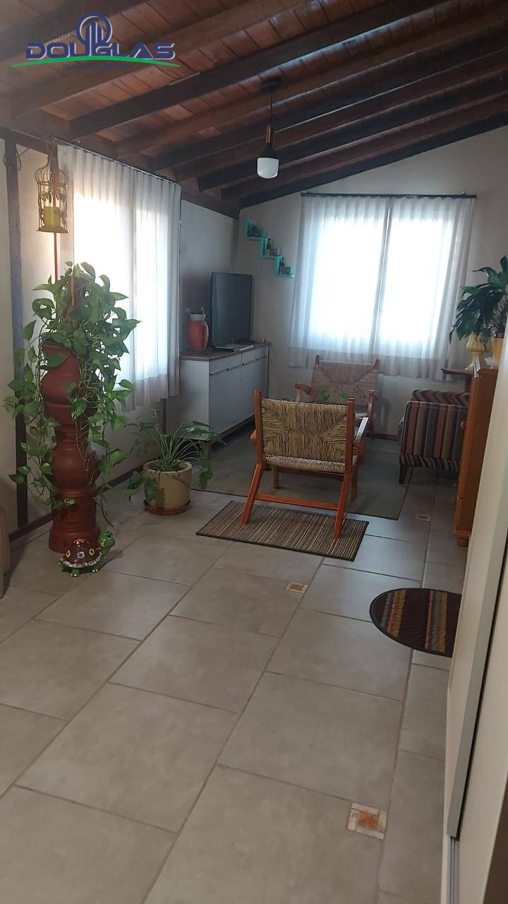 Casa à venda com 2 quartos, 600m² - Foto 37