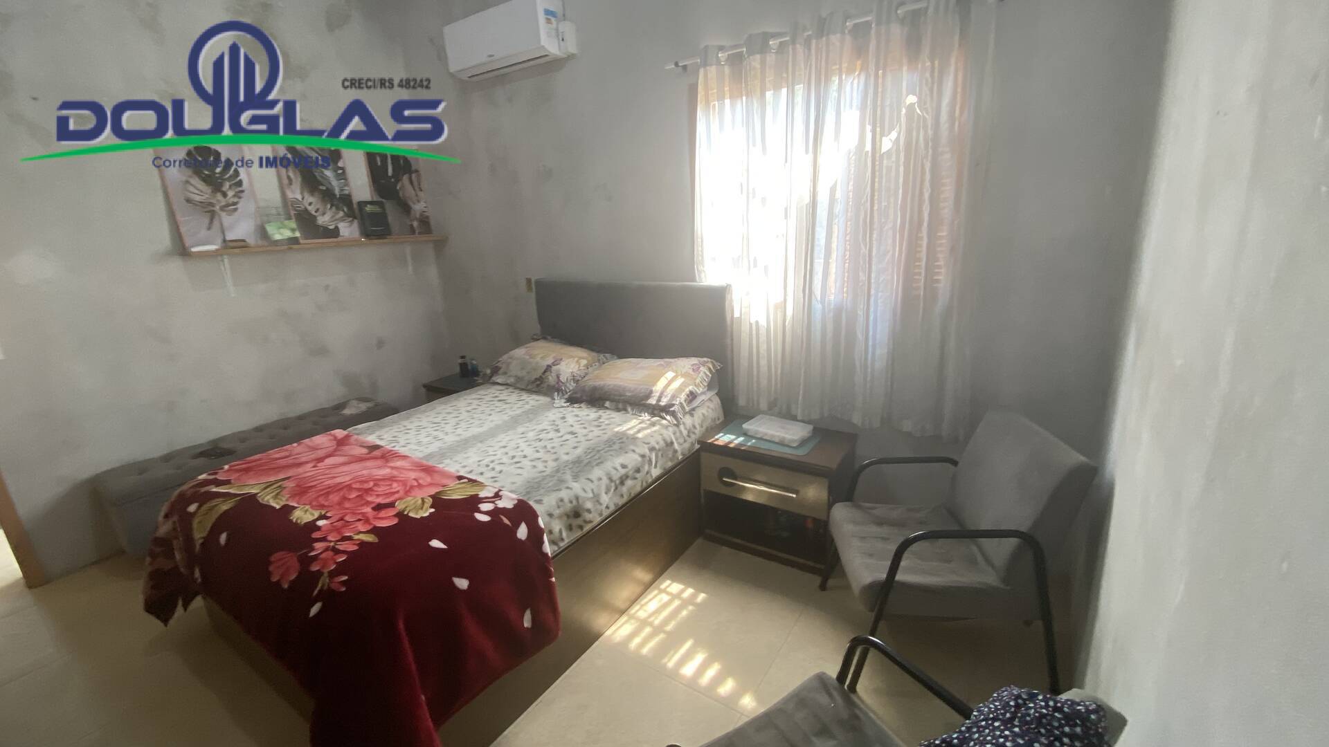 Casa à venda com 3 quartos, 102m² - Foto 4