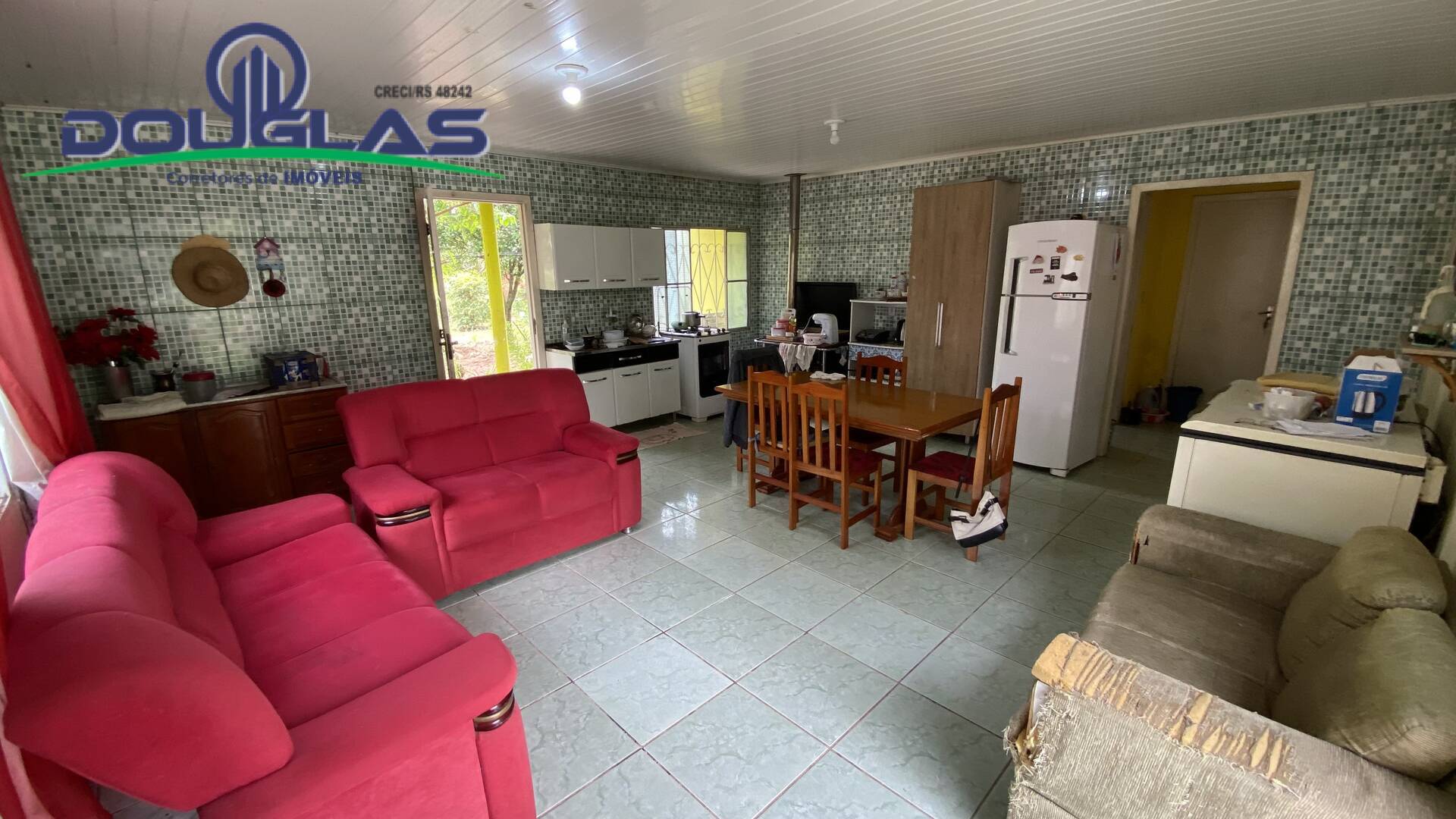 Casa à venda com 3 quartos, 120m² - Foto 4